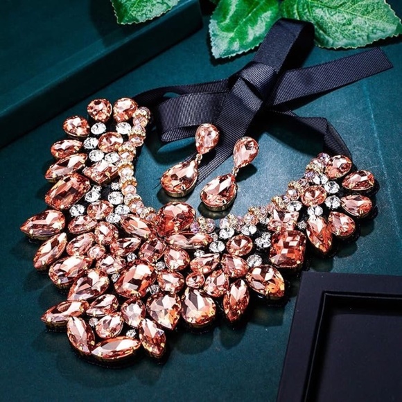 9 Color Rhinestone Champagne Crystal Costume Statement Necklace and Earring Set - Picture 4 of 5